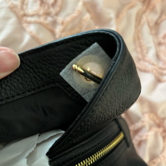 Micheal Kors - Picture 4 of 7